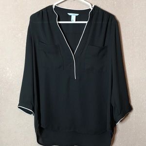 White outline black blouse